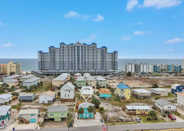 Salty And Sandy And Bottom Holiday home Gulf Shores