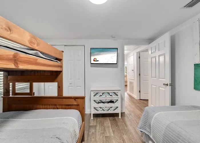Salty And Sandy And Bottom Holiday home Gulf Shores