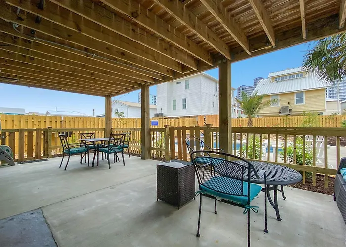 Salty And Sandy And Bottom Holiday home Gulf Shores